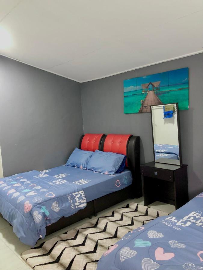 Aina Guest House Kota Bharu Buitenkant foto